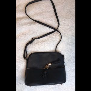 Black crossbody purse